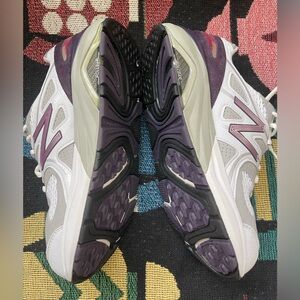 New Balance Optimal Control Sneaker WOMEN’S